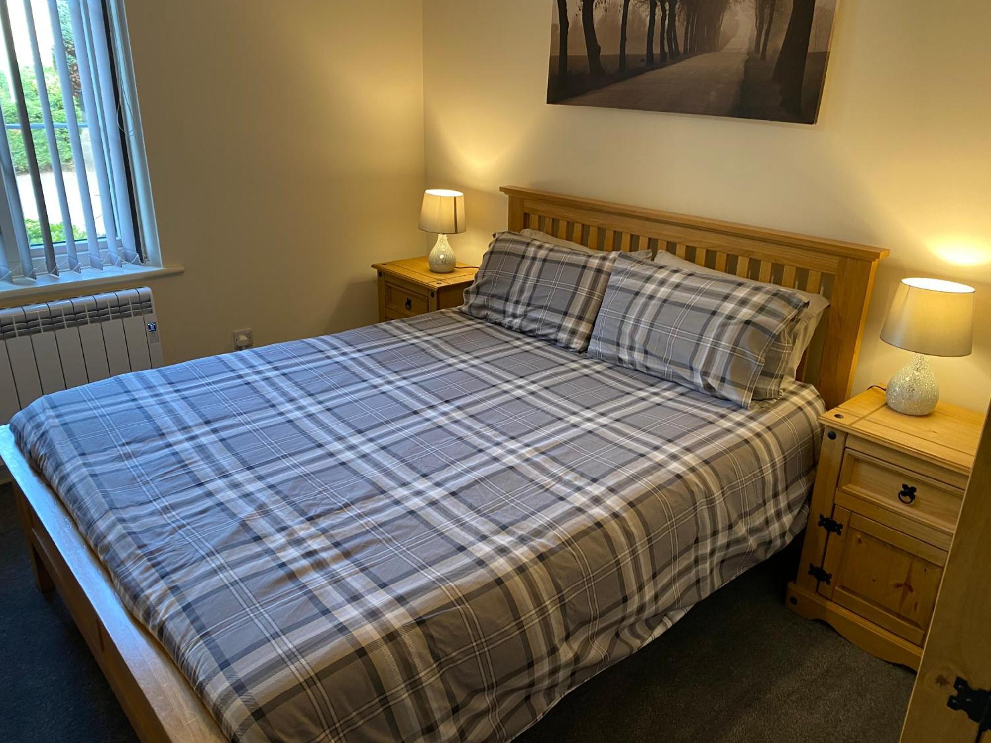 River Courtyard Apartment In The Heart Of Stneots سانت نيوتس المظهر الخارجي الصورة